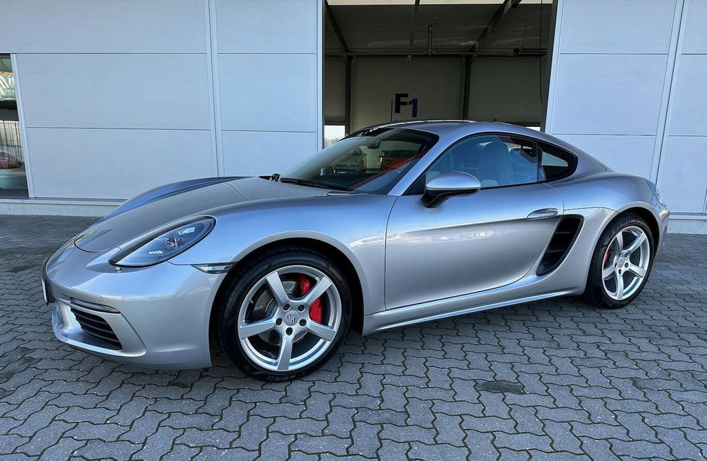 Porsche 718 Cayman S