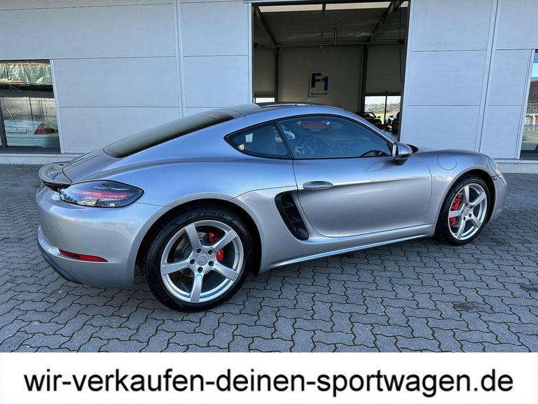 Porsche 718 Cayman S