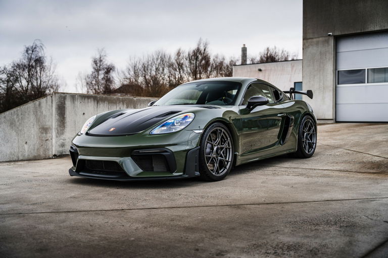 Porsche 718 Cayman GT4 RS
