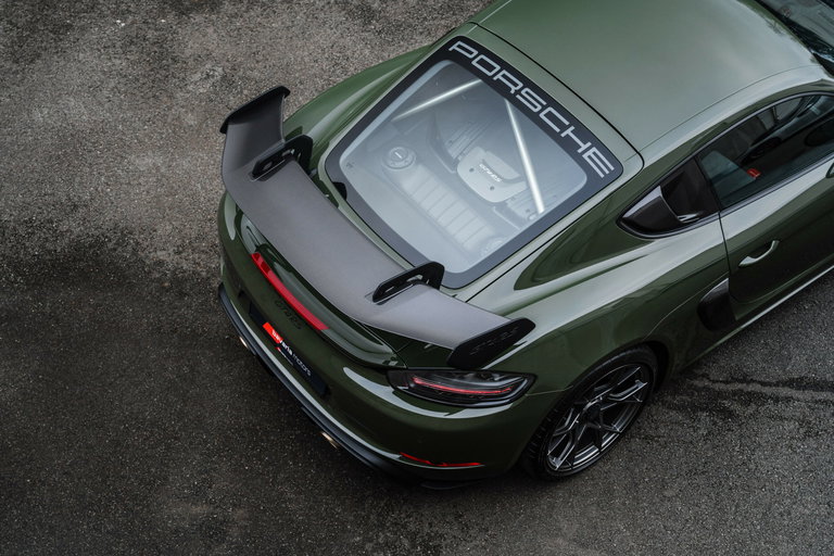 Porsche 718 Cayman GT4 RS