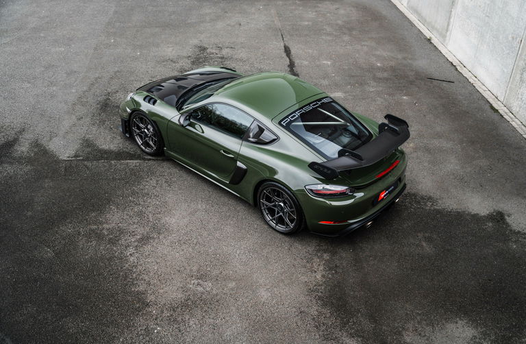Porsche 718 Cayman GT4 RS