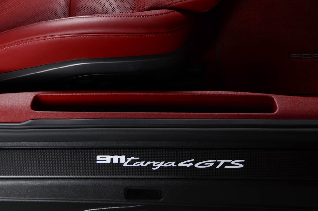 Porsche 992 Targa 4 GTS