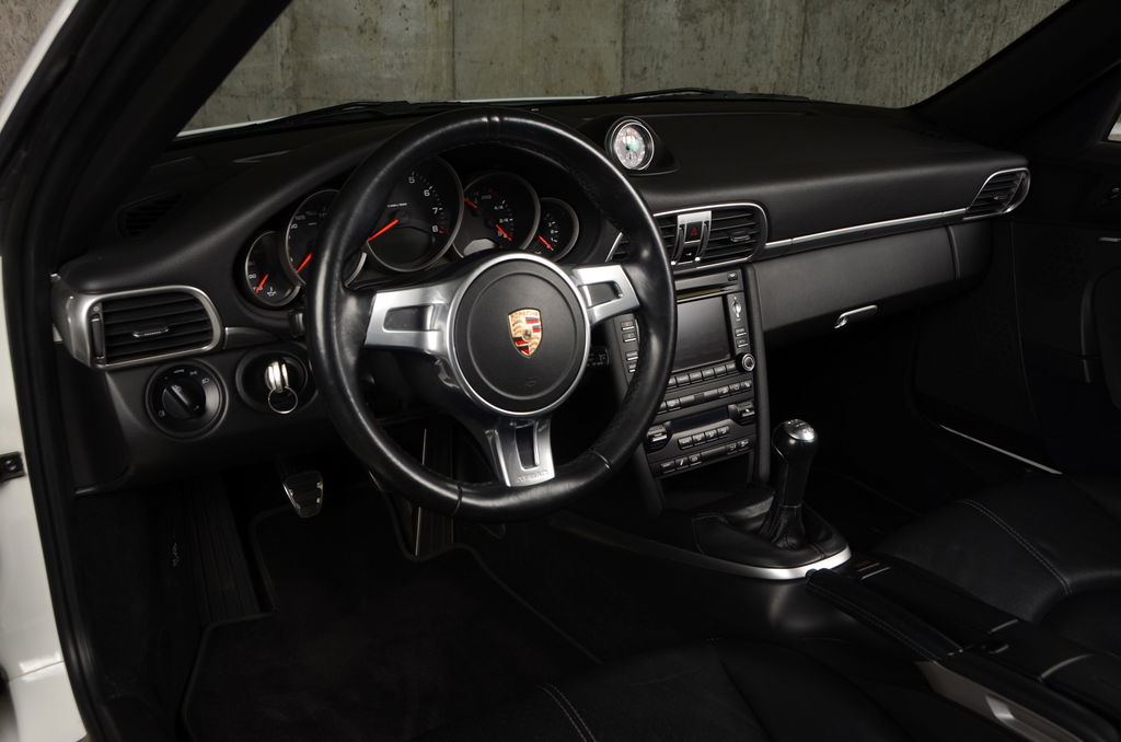 Porsche 997.2 Carrera GTS