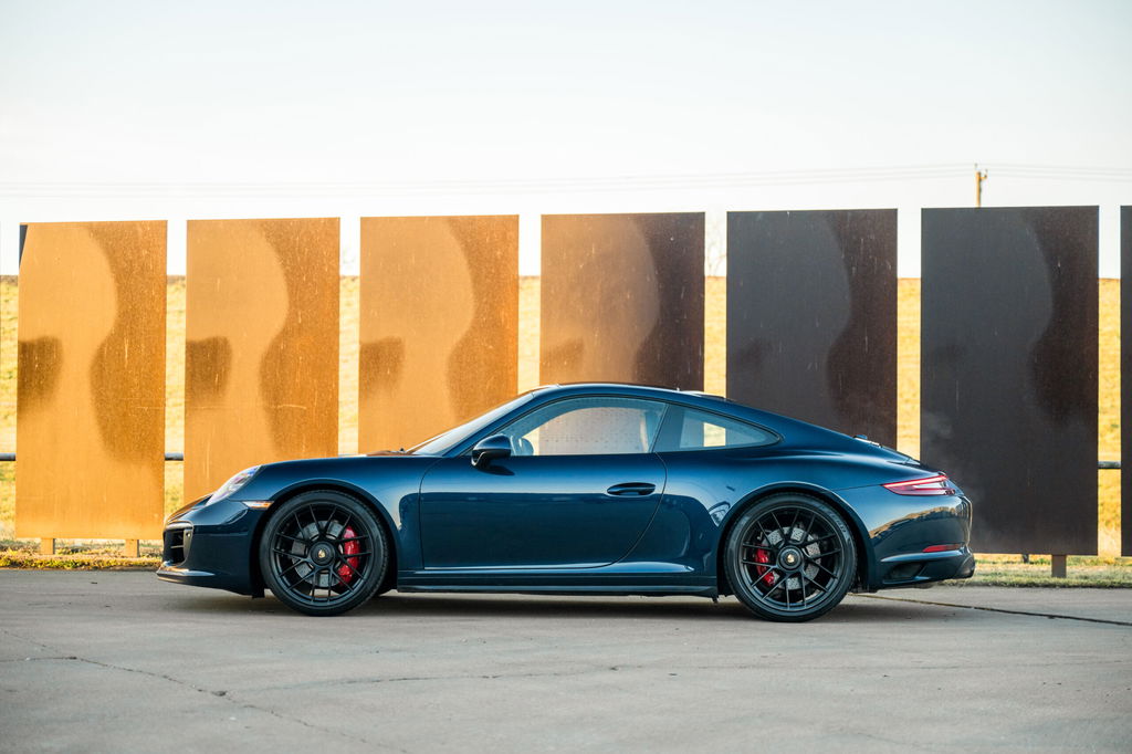 Porsche 991.2 Carrera GTS