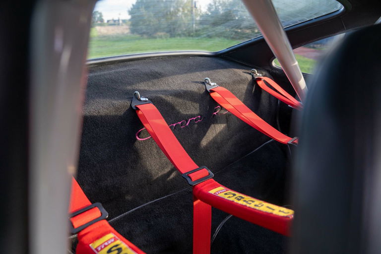 Porsche 964 Carrera RS