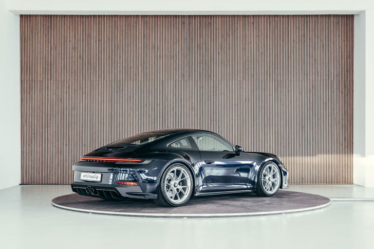 Porsche 992 GT3 Touring