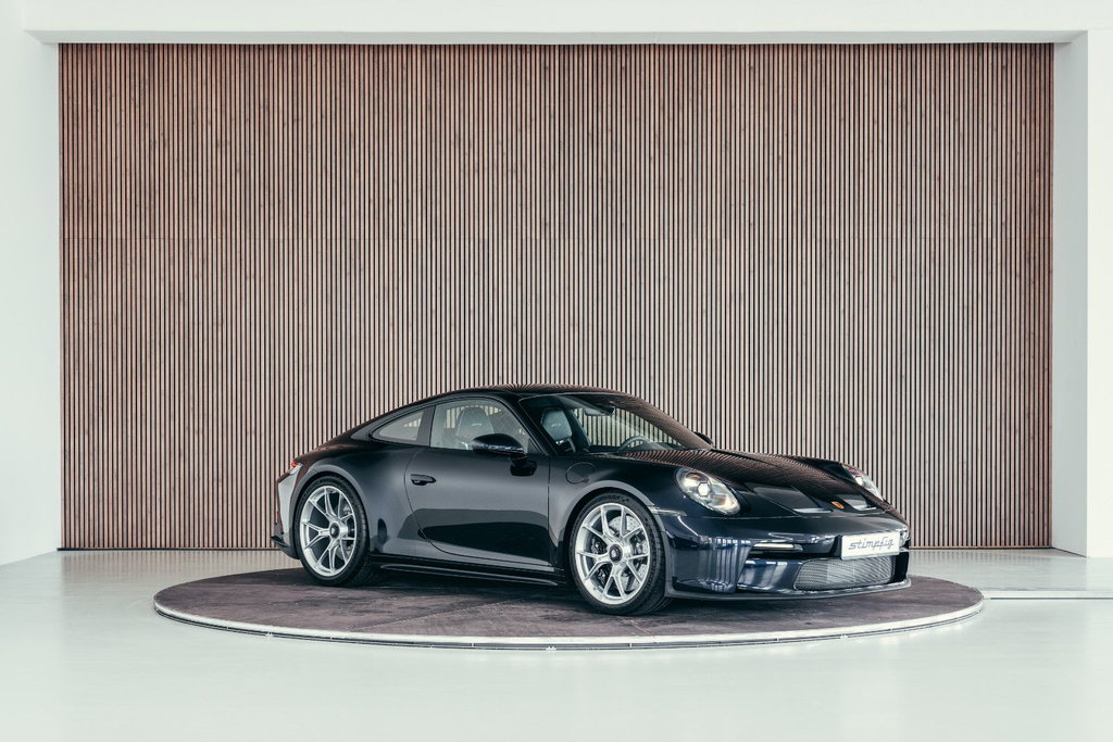 Porsche 992 GT3 Touring