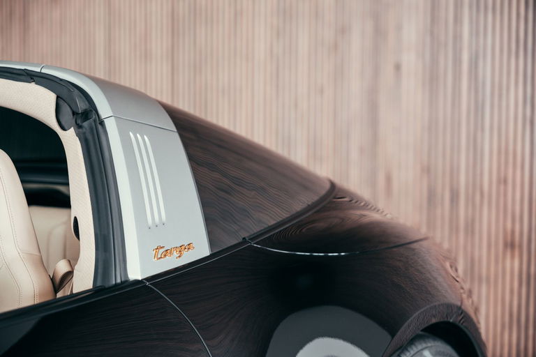 Porsche 992 Heritage Design Edition