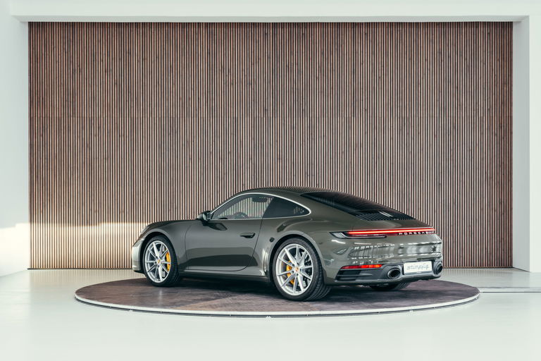 Porsche 992 Carrera 4S