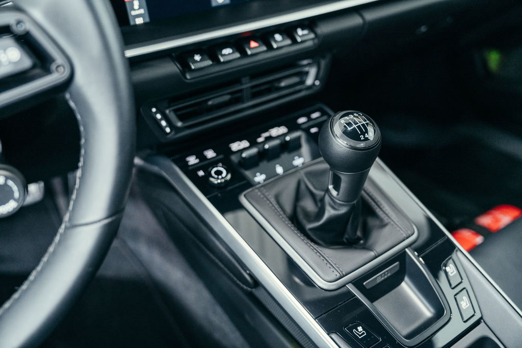 Porsche 992 Carrera 4S