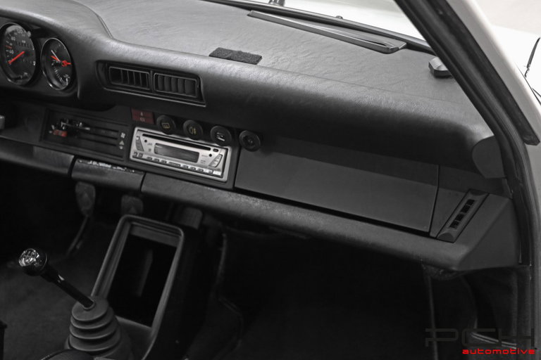 Porsche 911 SC