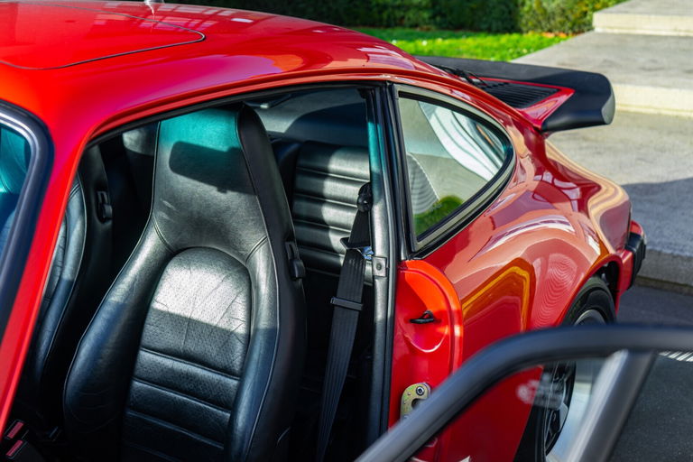 Porsche 911 Carrera 3.2