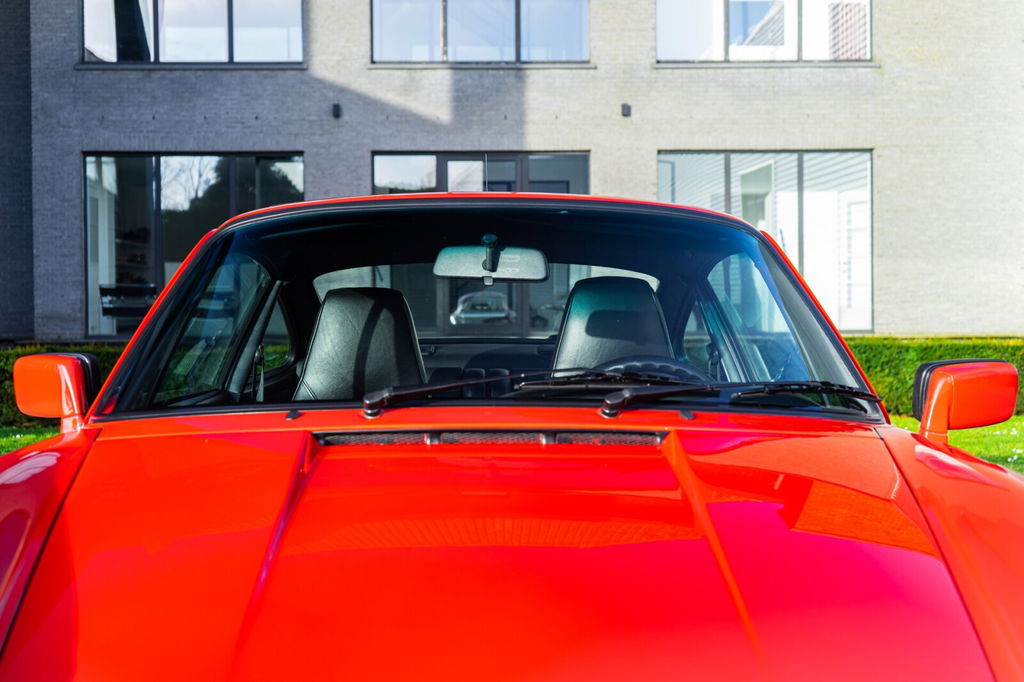 Porsche 911 Carrera 3.2