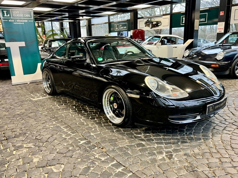 Porsche 996 Carrera