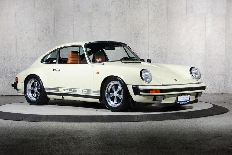 Porsche 911 Carrera 3.2 