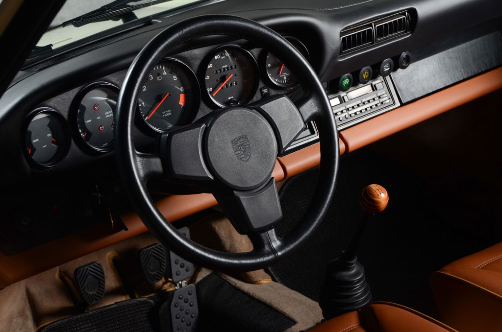 Porsche 911 Carrera 3.2 (US)