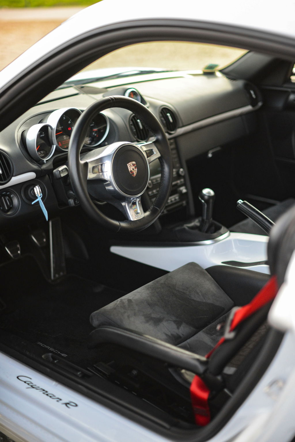 Porsche 987 Cayman R