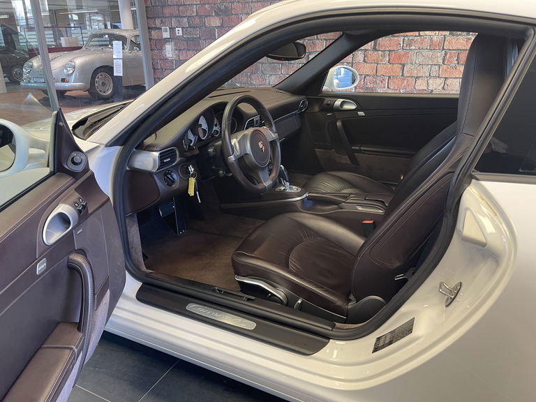 Porsche 997.2 Carrera 4S