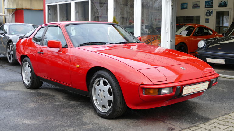 Porsche 924 S