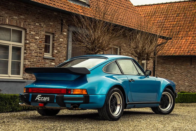 Porsche 911 Turbo 3.3 (US)