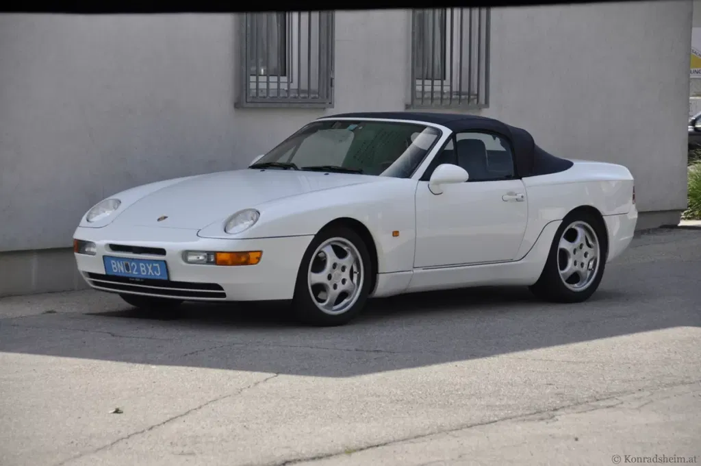 Porsche 968