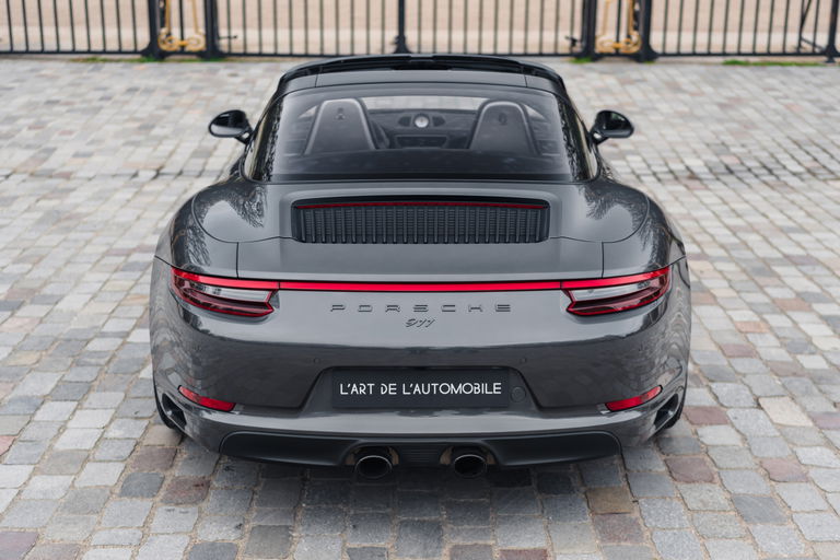 Porsche 991.2 Carrera 4 GTS