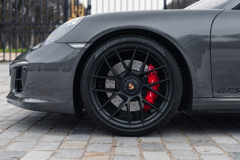 Porsche 991.2 Carrera 4 GTS