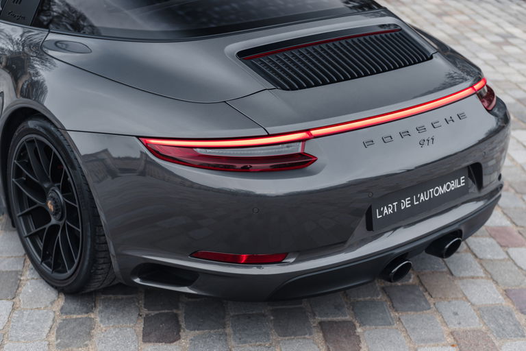 Porsche 991.2 Carrera 4 GTS