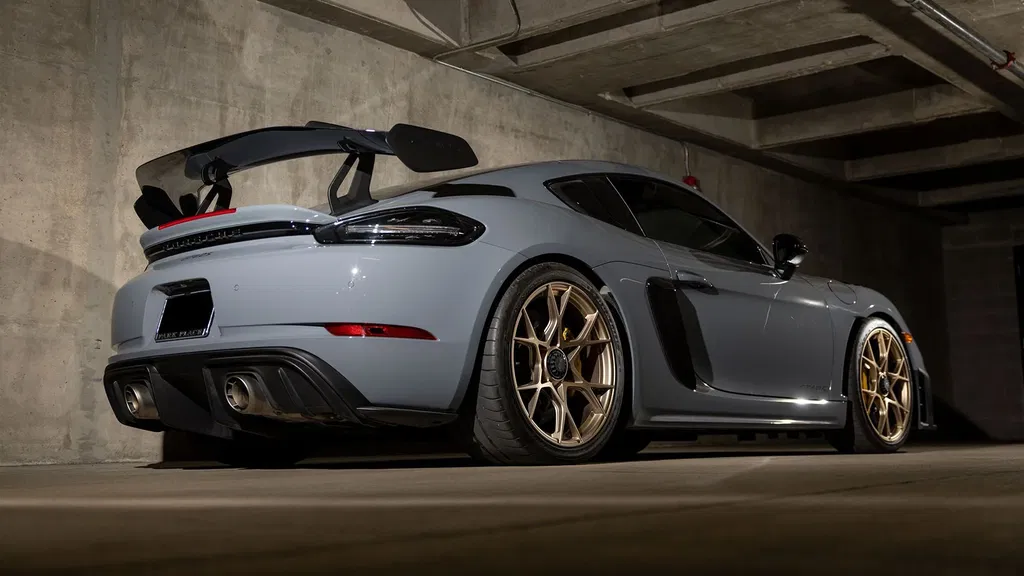 Porsche 718 Cayman GT4 RS