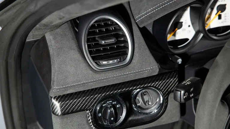 Porsche 718 Cayman GT4 RS