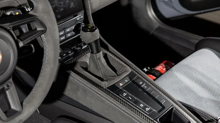 Porsche 718 Cayman GT4 RS