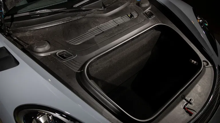 Porsche 718 Cayman GT4 RS