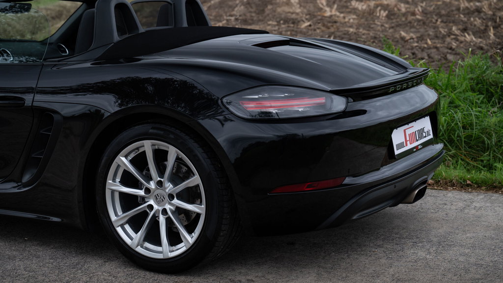 Porsche 718 Boxster