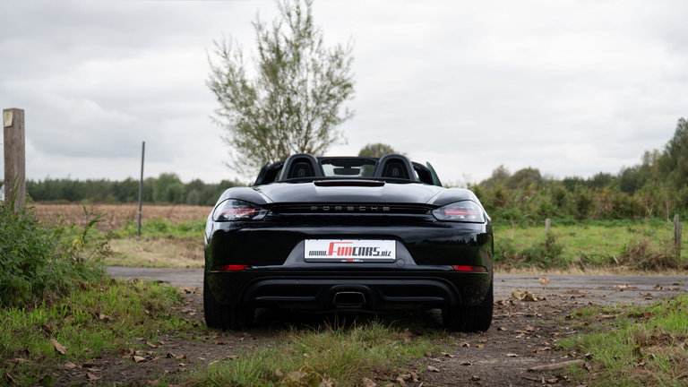 Porsche 718 Boxster