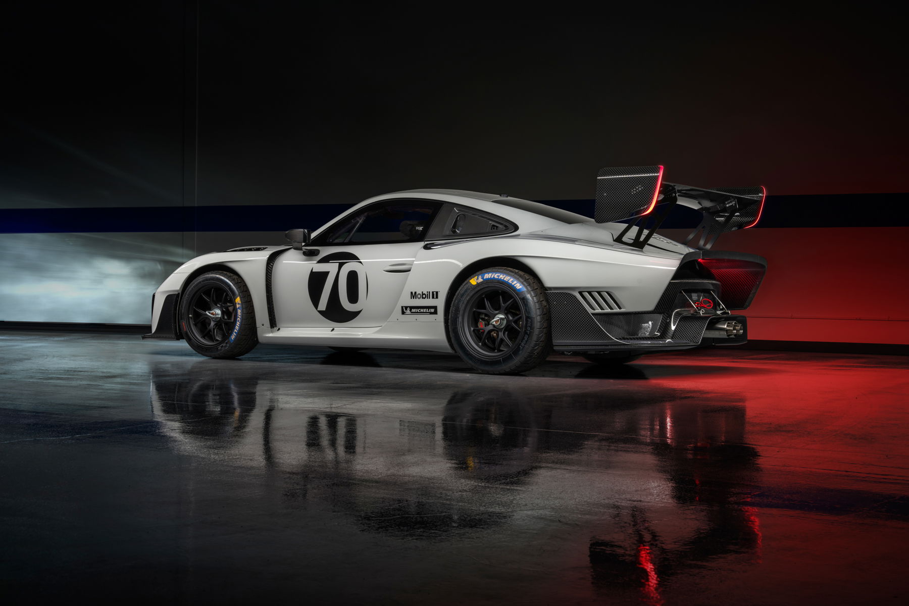 Porsche 935 2019 - elferspot.com - Marketplace for Porsche Sports Cars