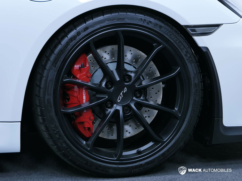 Porsche 981 Cayman GT4