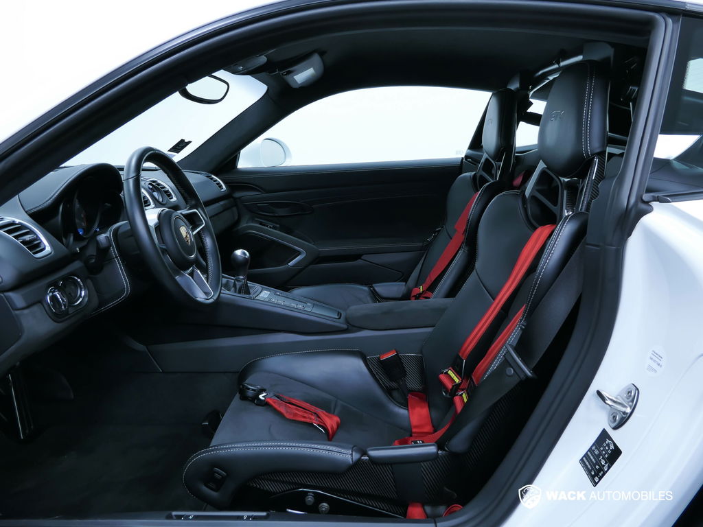 Porsche 981 Cayman GT4