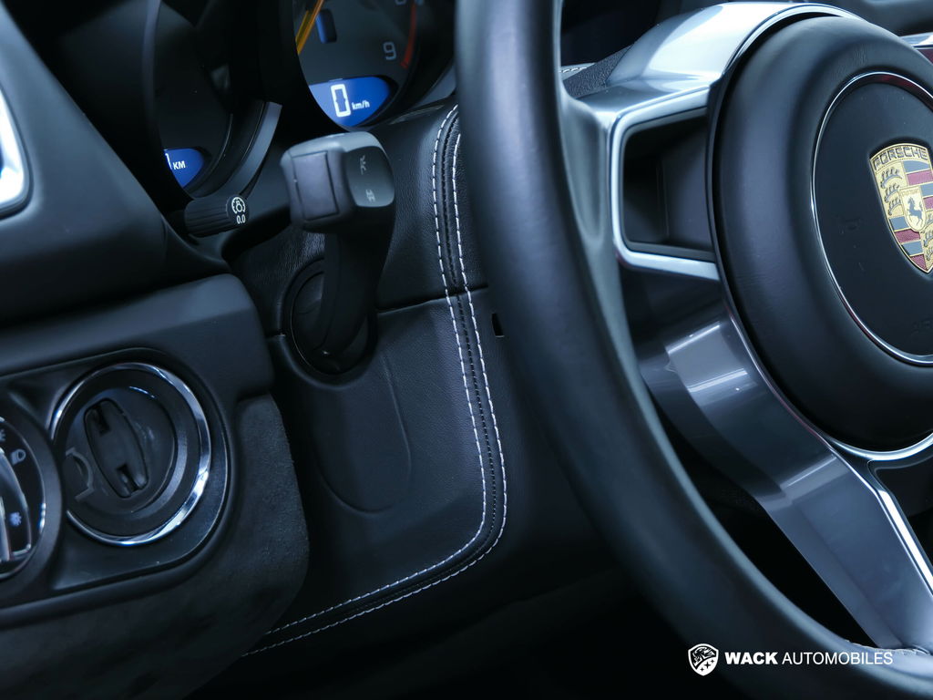 Porsche 981 Cayman GT4