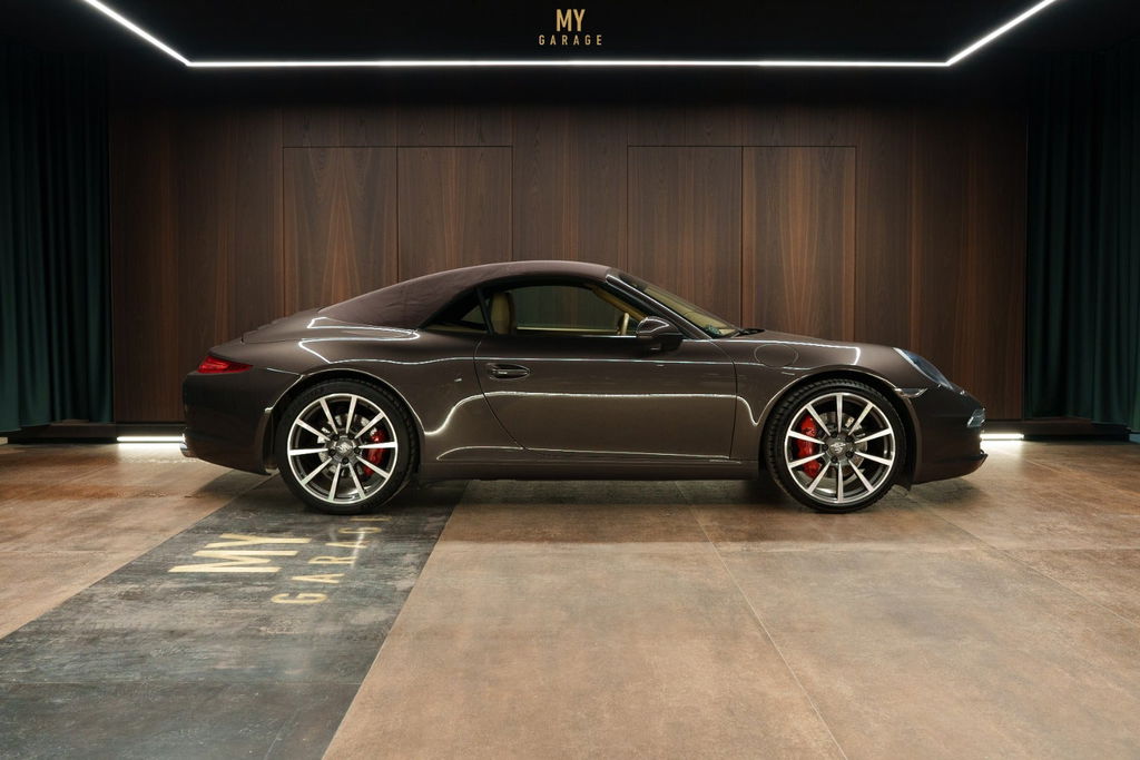 PORSCHE 911 CARRERA S