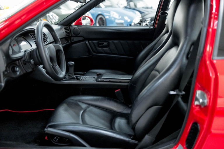 Porsche 968