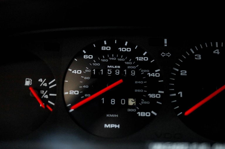 Porsche 968