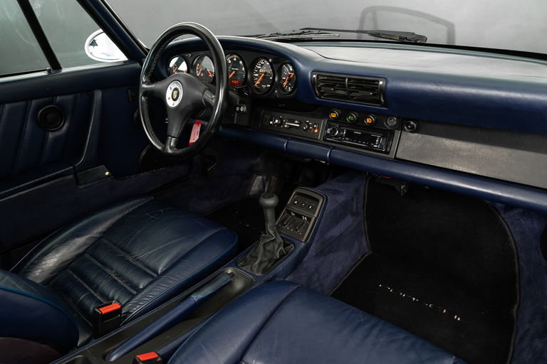 Porsche 964 Carrera 4