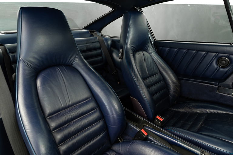 Porsche 964 Carrera 4