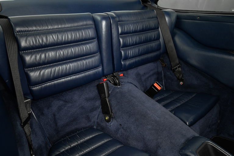 Porsche 964 Carrera 4