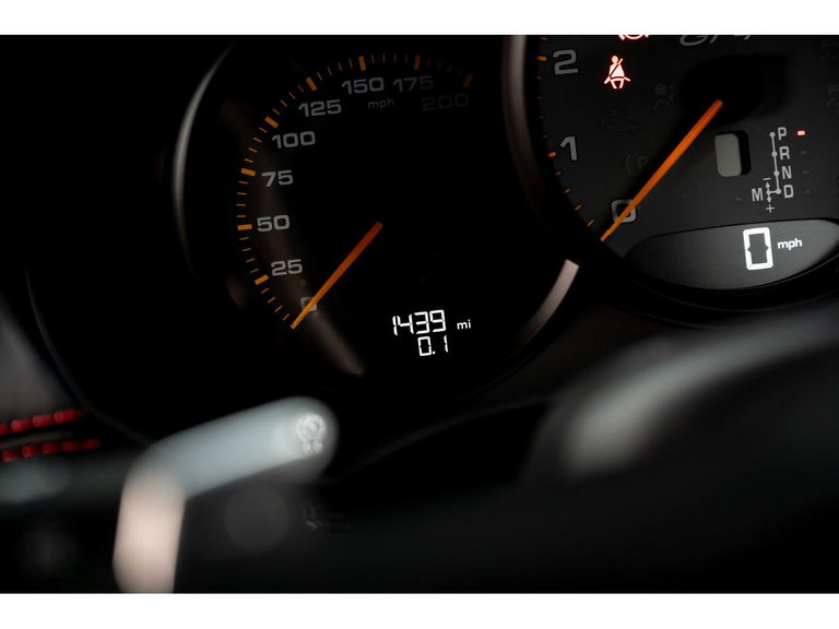 Porsche 718 Cayman GT4