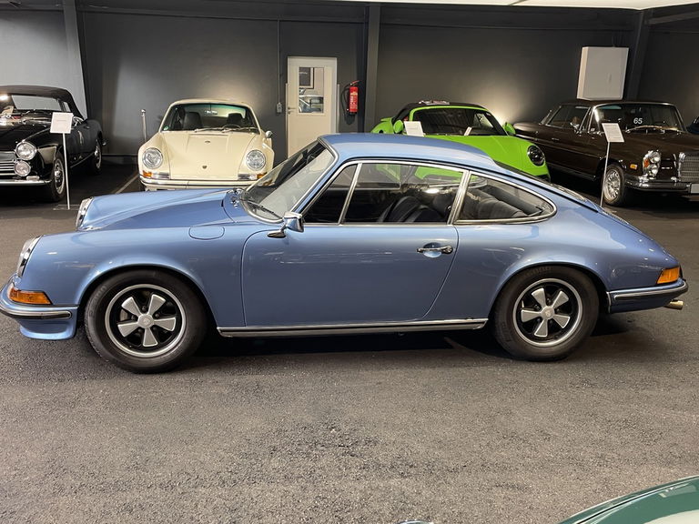 Porsche 911 E