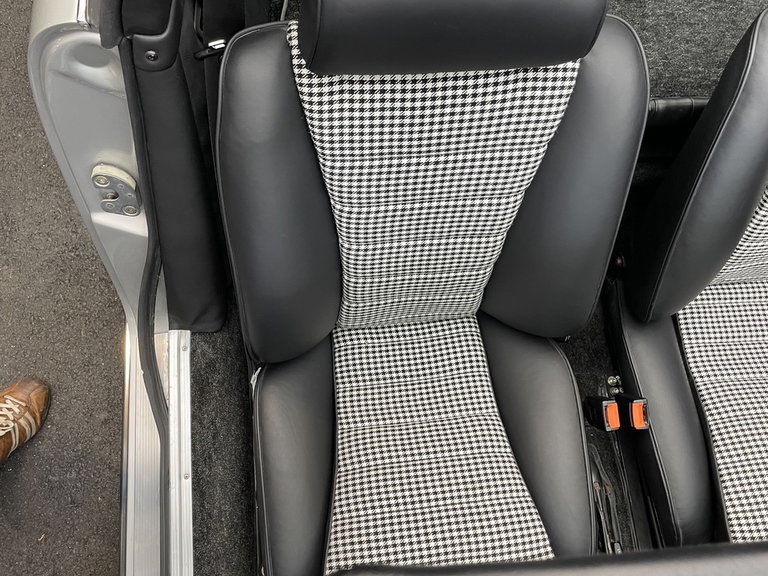 Porsche 911 T (US)
