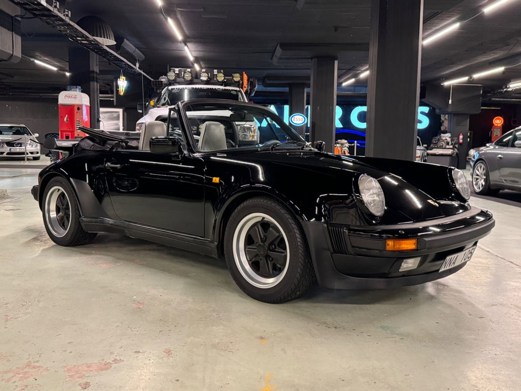 Porsche 911 Turbo 3.3