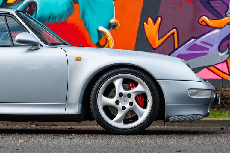 Porsche 993 Carrera 4S