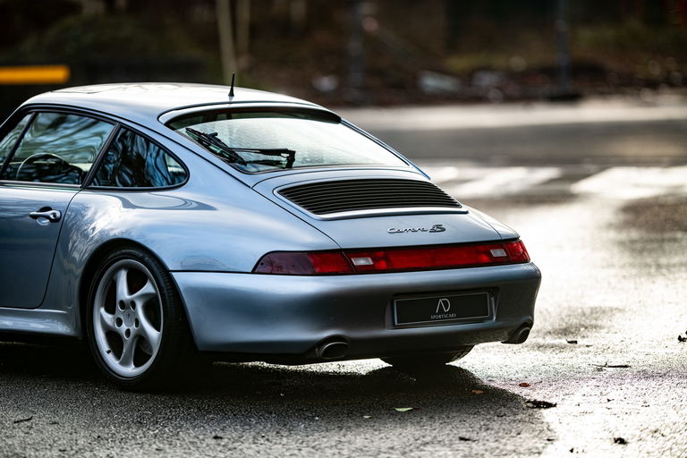 Porsche 993 Carrera 4S